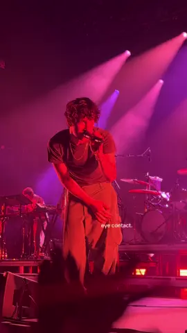 I love dylan minnette @dylan minnette @wallowsmusic #concert #hearmeout #13reasonswhy #wallows #boyfriend 