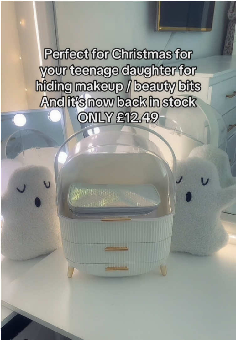 Such a gorgeous beauty organiser and an amazing price. Great for a stocking filler. #tiktokmademebuyit #flashsale #beauty #vanity #fyp 