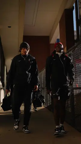 The Bearcats are in town