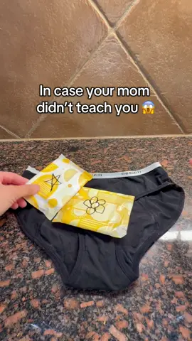 In case your mom couldn’t teach you. Remember this is so important to do !#lifehacks #viralhacks #momhacks #usefullifetips #pad 