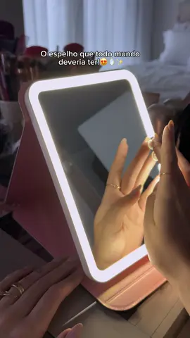 Compacto, dobrável, com LED ajustável e recarregável 🪞✨ o combo perfeito pra maquiagem! Clica no carrinho laranja e aproveita!🛒 #espelho #espelhocomled #garotas #penteadeira #achadinhos 