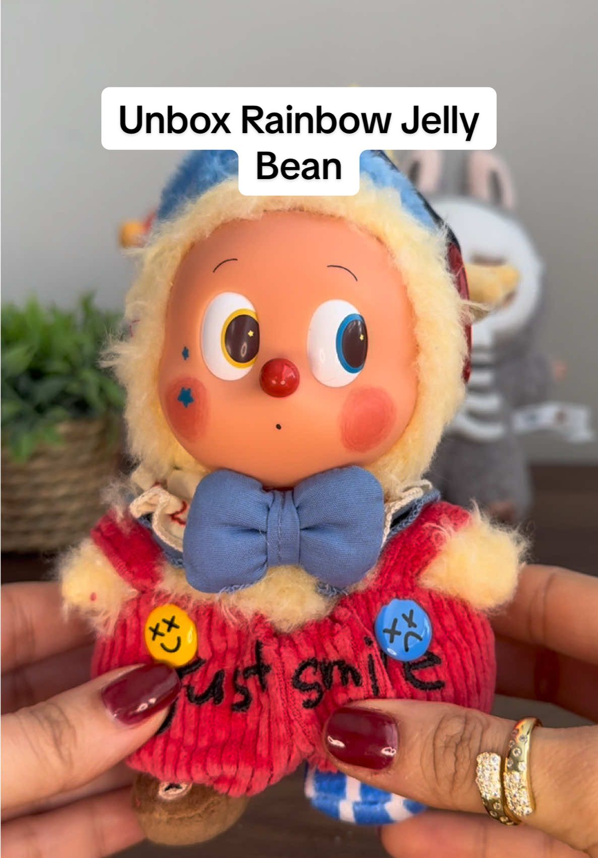 Unbox why so serious Rainbow Jelly Bean. I am not a s de an of twinkle but this series twinkle is cute  . What do you think ? #popmart #blind-box #whysoserious #rainbowjellybean #fyp