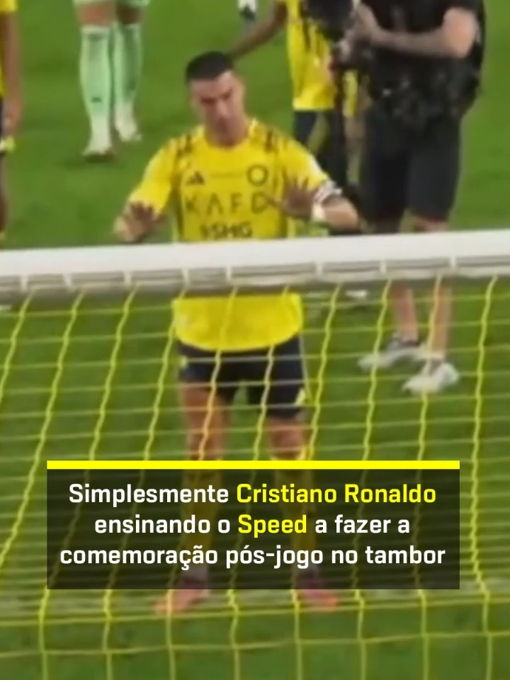 O SPEED CHEIO DE MORAL COM O ÍDOLO CR7! 🥁🤩🤖 Que cena maravilhosa! 🎥: IG/ishowspeed #Futebol #TikTokEsportes #CR7 #CristianoRonaldo #Speed #IShowSpeed #AlNassr