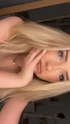 It makes me want it moreeee           #addisonrae #fameisagun #fyp #viralsong #blonde 