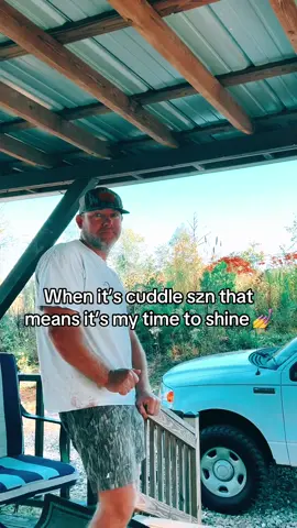 It’s cuddle szn ladies #fyp #cuddlebuddy #fall #relateable 