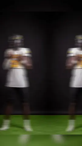 Same sky, yet tomorrow feels like yesterday🕕#fyp #football #ottawabraves 