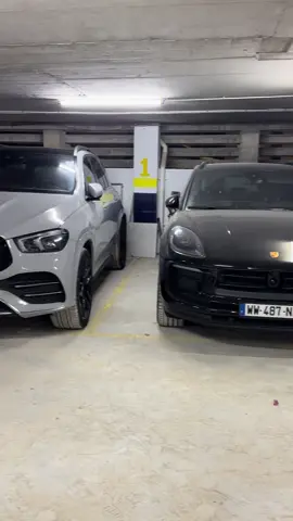 #@Mercedes-Benz 🩸🇩🇪⚡️