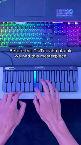 Metamorphosis is 2021-2022 core😮‍💨 Keyboard is in bio for yall💯 #metamorphosis #phonk #fyp 