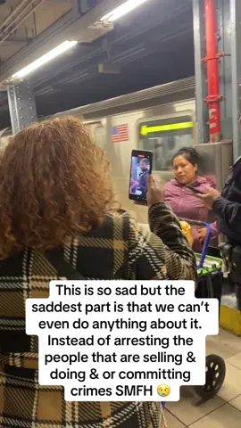 yesterday 10/17/2025  at about 6 pm my daughter and I bumped into this sad situation with this Mexican lady getting arrested and probably getting deported trying to make a decent living selling food  even more sad the police don’t even care about people doing & selling drugs publicly shame on them hopefully the lady is ok #foryoupage❤️❤️ #NOBADVIBES #MTA #abuseisnotlove 