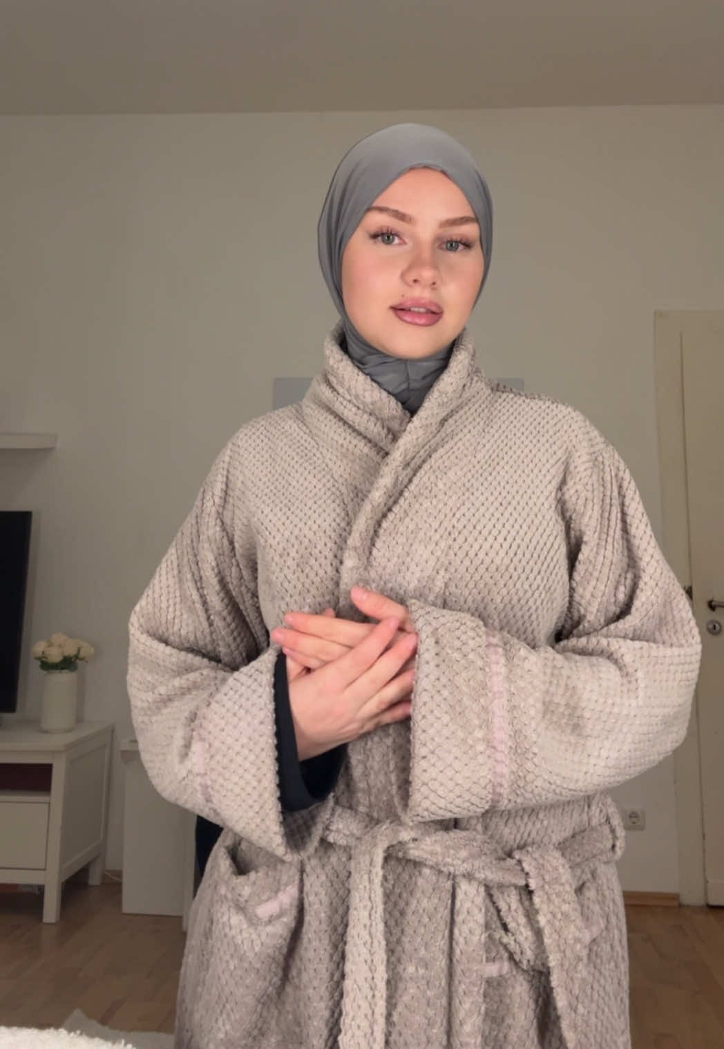 Ist noch jemand so? 😅 #muslimah #pray #hijab #islamic #muslim 