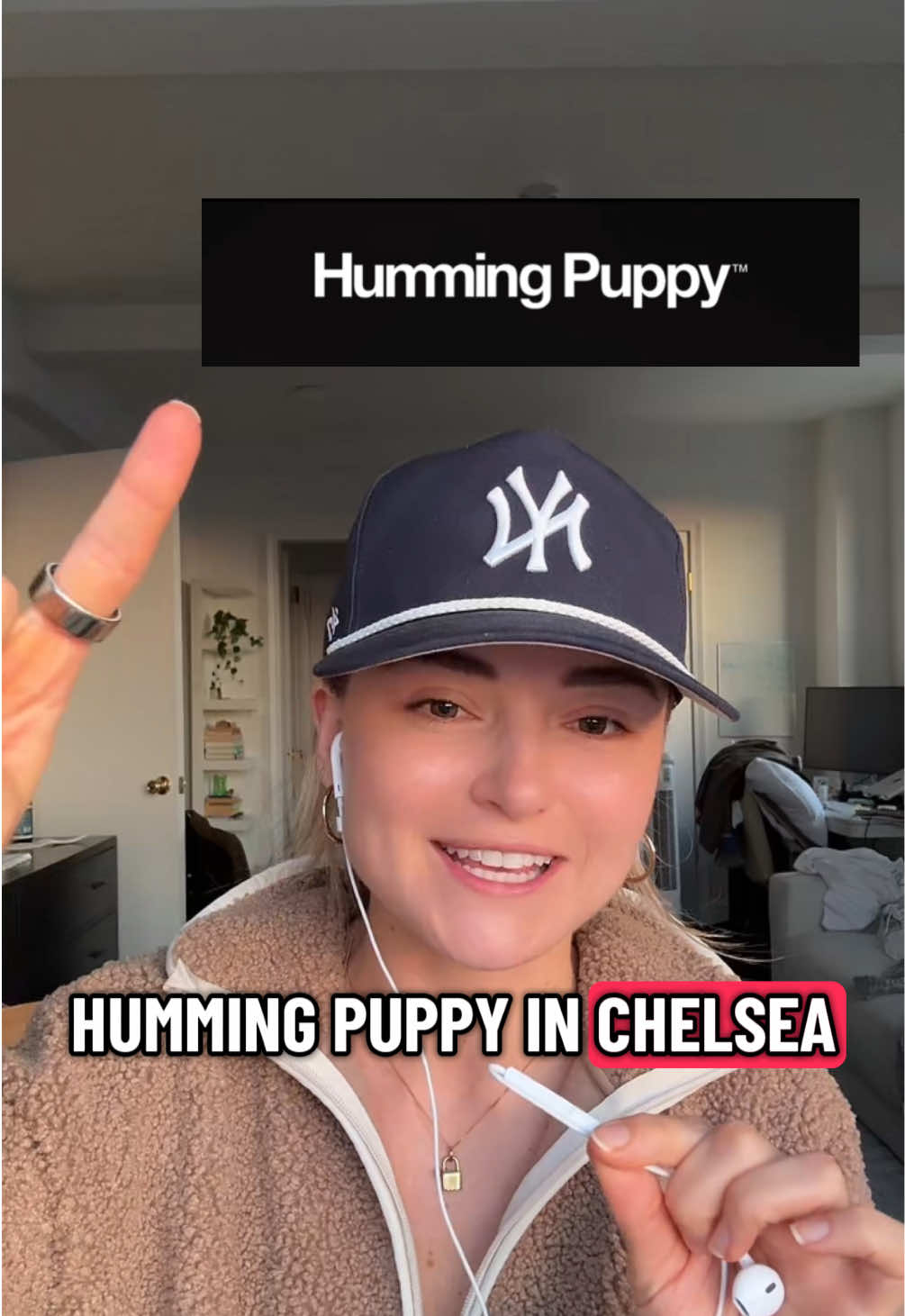 I’m trying ever yoga studio in New York City and today I went to Humming Puppy Yoga in Chelsea #greenscreen #nycyoga #yoga #newyorkcity 