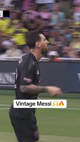 Lionel Messi nets his 27th goal of the season with a beautiful strike 🔥 @Major League Soccer  #messi #MLS #intermiami