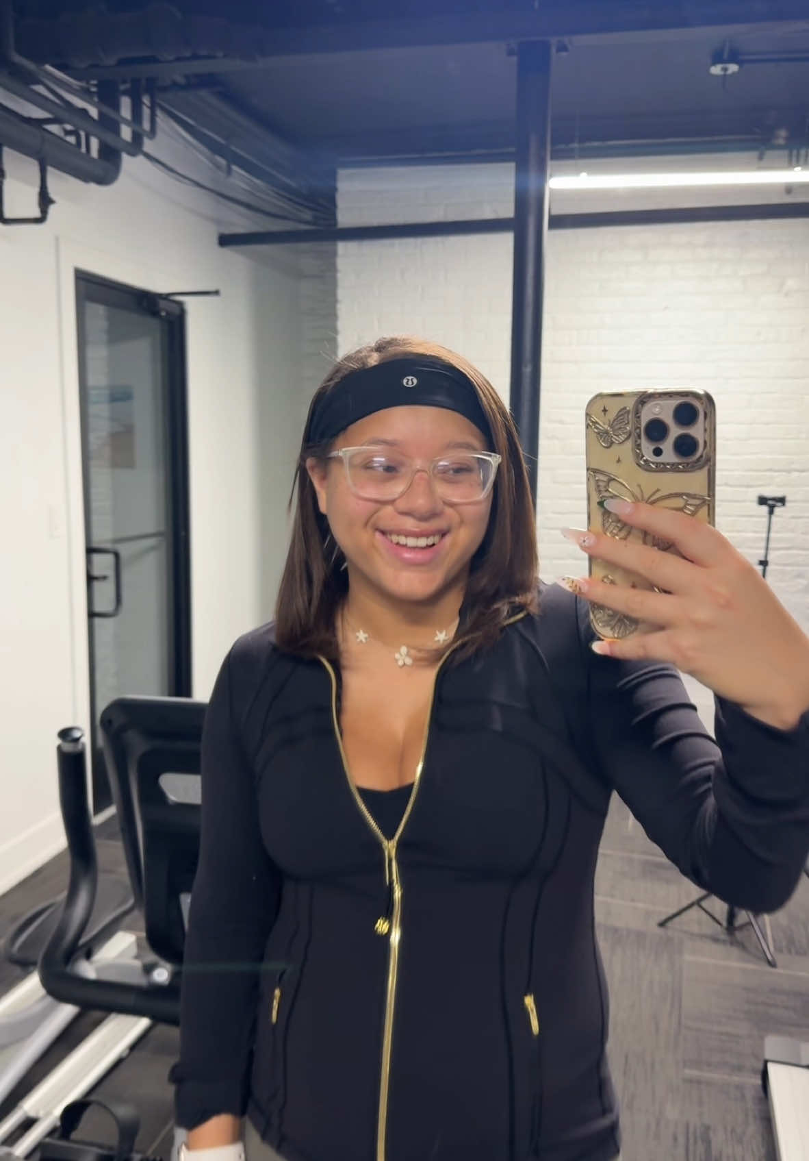 LOVE gym fit checks so much! It’s so rewarding after doing a workout 🤭 #lululemon #lulu #definejacket #outfitinspo #outfit #GymTok #gym #gymmotivation #GymLife #workout #workoutmotivation #workoutroutine #motivation #fyp #viral 