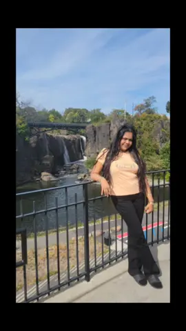 #caribbean🇬🇾🇹🇹#liveinthemoment#fypシ゚viral#happylife#strongwomen 