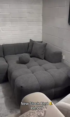 #SAMA28 #foryou #homefurniture #couch #tiktok 