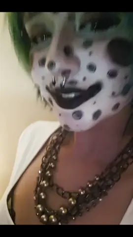 Bleh bleh bleh 😼 #makeup #alt #fypシ #08 #uniquemakeup