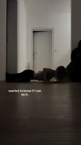 do not show my mom! #pushups #dance #fyp 