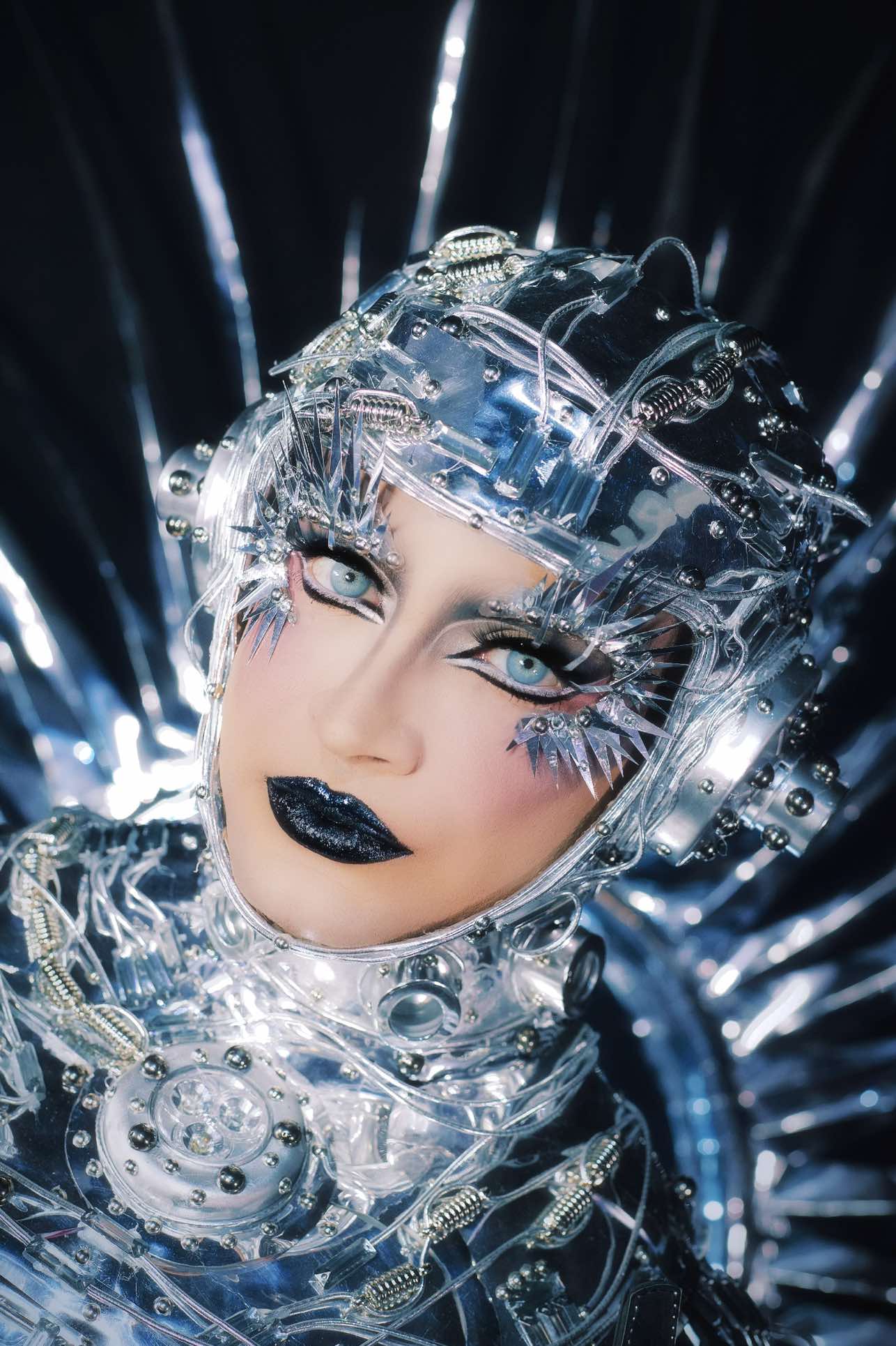 HALLOWEEN SEPHORA 🖤 MÁQUINA DO TEMPO 🤖 #HalloweenSephora bem vindos ao futuro, Welcome to the #renaissanse 