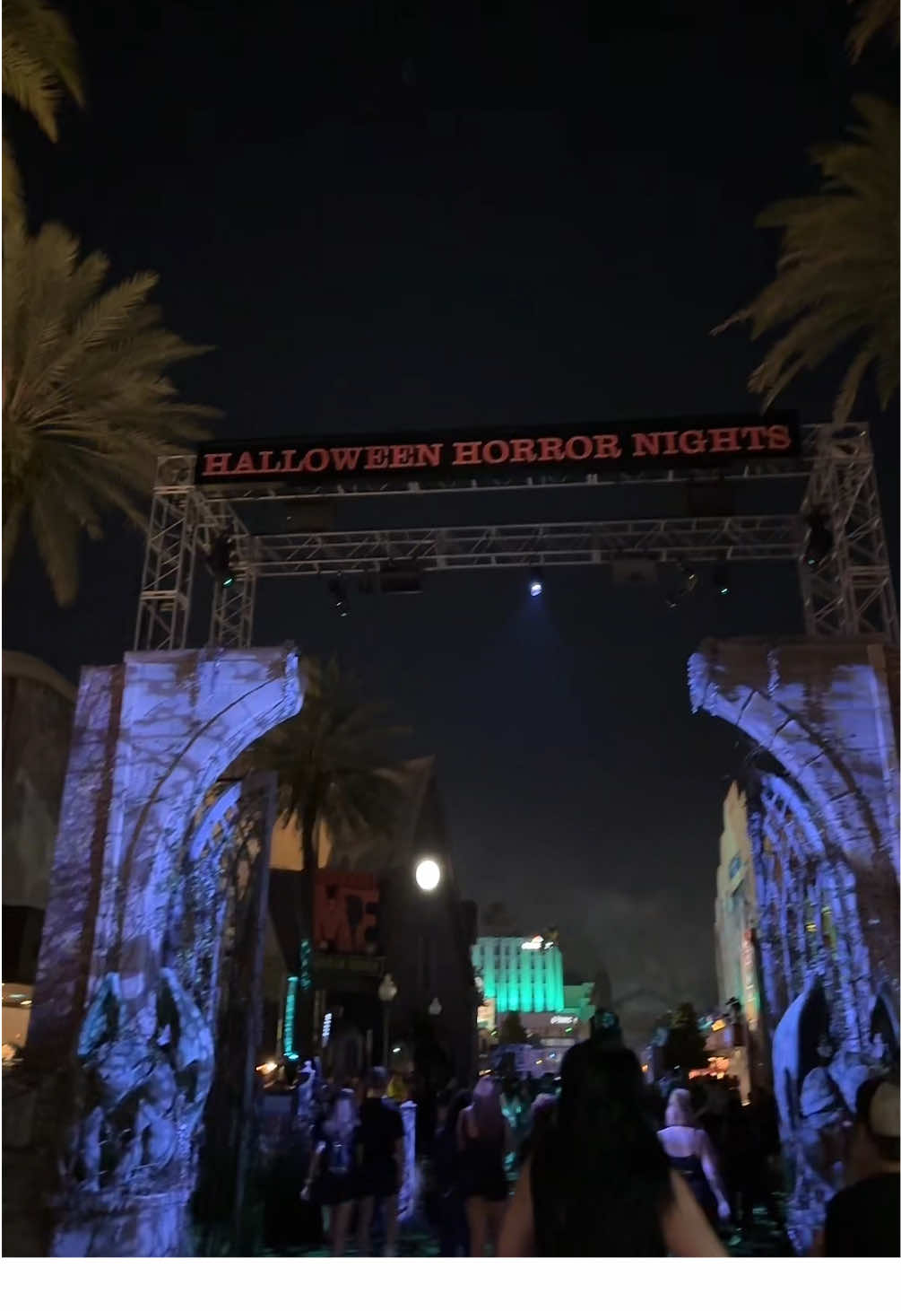 👻👻👻 #fypシ #halloweenhorrornightsorlando #halloween #hhn #universalstudios #wlw @Corynn Kean 