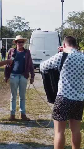 Nossa amizade chegou ao fim? Descubra a verdade sobre a briga e a reação inesperada! Saiba o que causou a fúria e o limite ultrapassado entre nós.