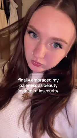 been bullied my whole life but now i finally feel high fashion #fashion #pale #ginger #fyp #victoriassecret 