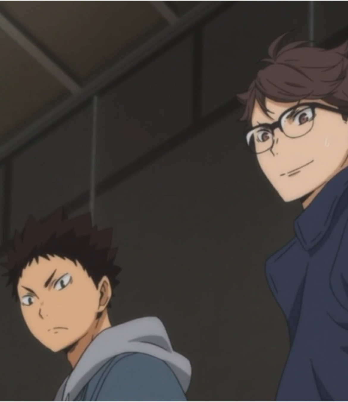 #DEDICATE |  Acho que a melhor representação de uma amizade são eles de vdd @Manuela.☆ (us) Eles tem um pouquinho de mim e da minha amiga, e a nossa relação de amizade é meio assim, então eu acho que é uma boa representação de nós duas 🤍 #haikyuu #Relationship #oikawa #iwaizumi 