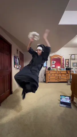 Me if I auditioned for Shrek 5  Dc: Me ✋🏾👩🏾‍🦱 #dance #heelclickchallenge #shrek #sisteract #transition @Shrek 