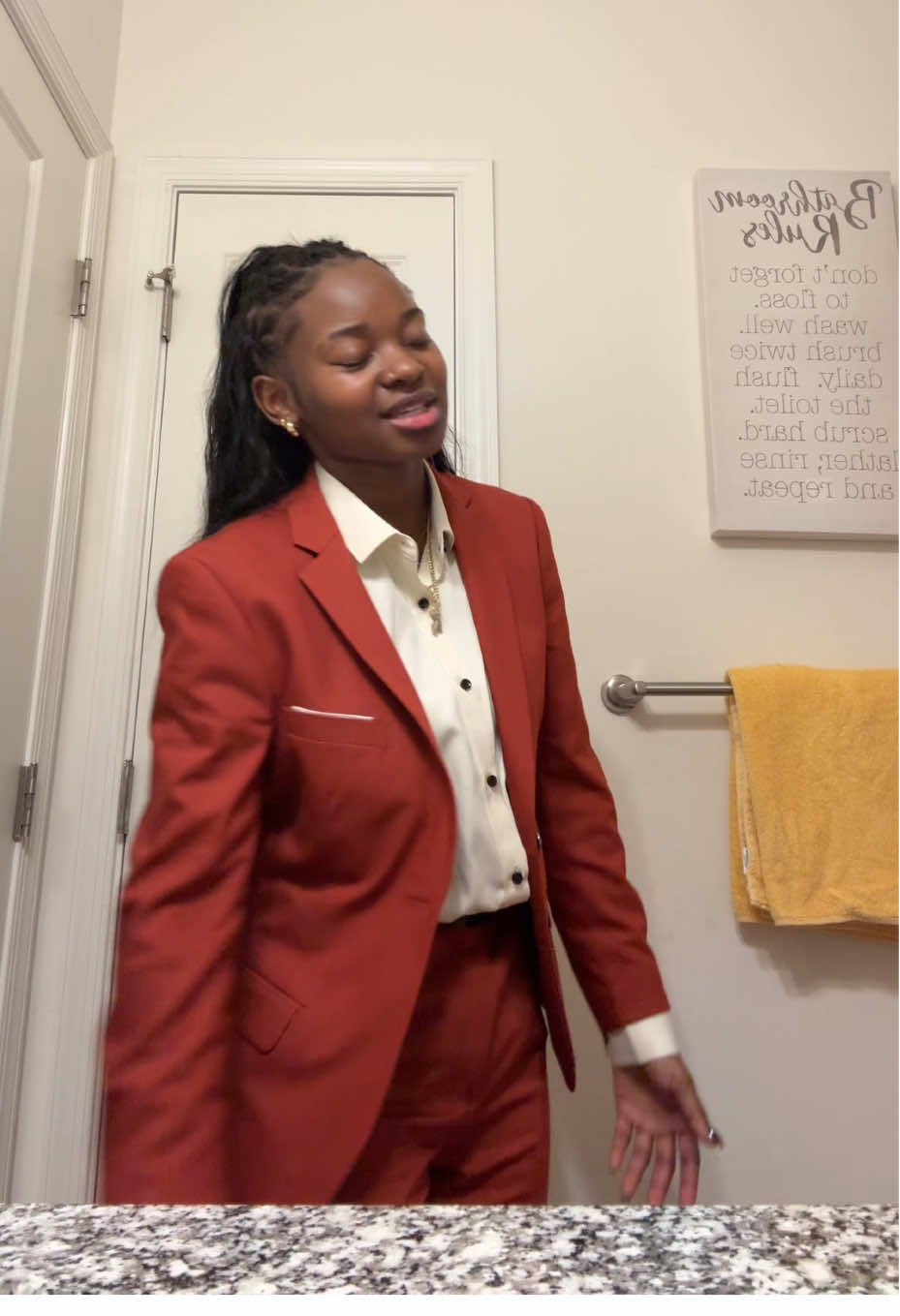 i was kinda lit. 😭🙊 #fyp #creator #wlw #wlwtiktok #skits 