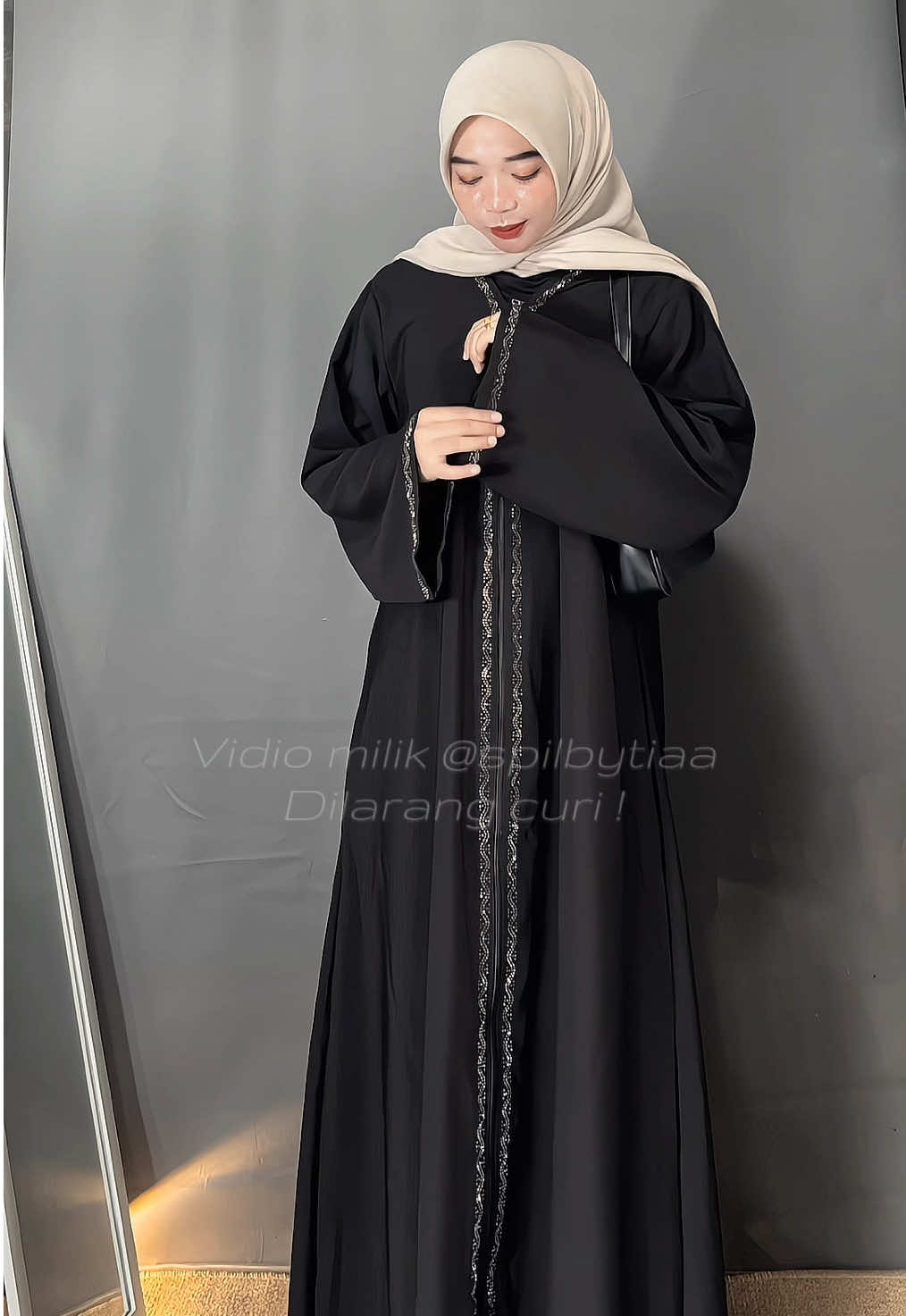 Abaya nya cantik sekali 🥰#abaya #abayaviral #abayakekinian 