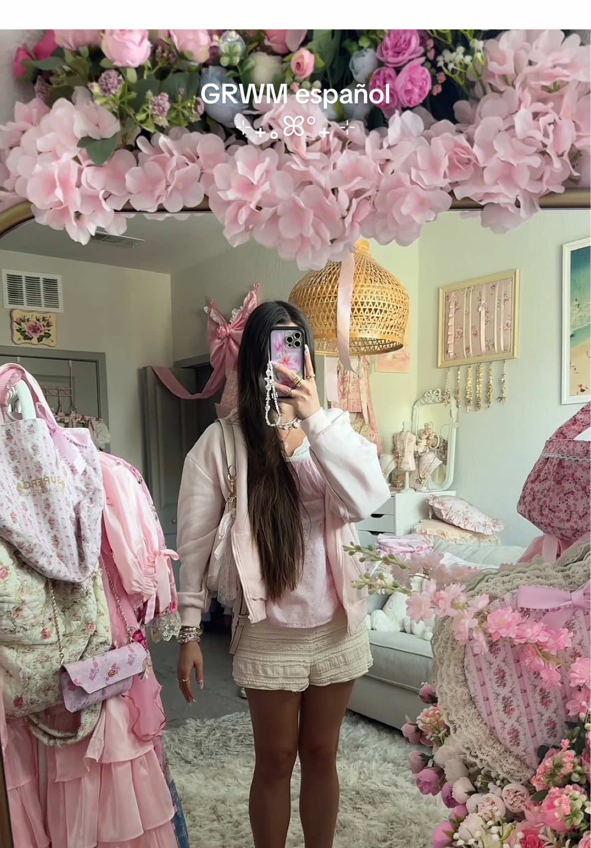 GRWM 🌸✨🎀 para ir al cine 🎠📽️🎞️ ~ un outfit cómodo pero femenino ⊹₊ ~ GRWM ~ Alístate conmigo ~ estilo femenino ~ GRWM español ~ get dressed with me  #GRWM #alistateconmigo #estilofemenino #getdressedwithme #Vlog 