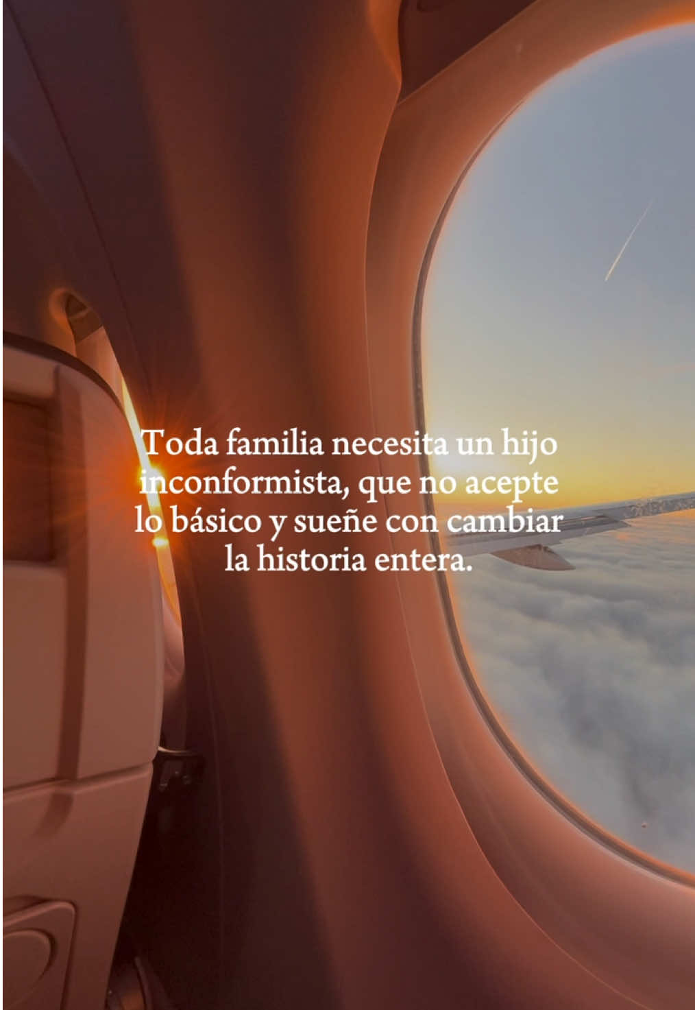 Tengo muchos sueños y pocas ganas de conformarme con lo básico ✨✈️🌏 #sueños #dreams #life #motivacion #travel 