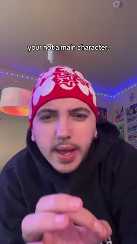 stop walking so slow ! #live #smallstreamer #hottake #clips #react 