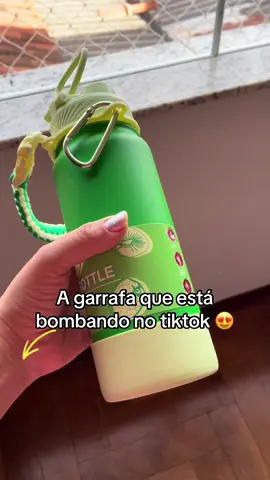 Garrafa térmica da Hilee coleção frutas #garrafatermica #hidratação #agua 