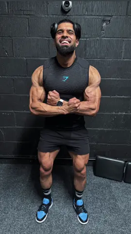 🫡💪🏽#mensphysiqueathlete #mensphysique #alhamdulillah #motivation #GymLife #fyp #nevergiveup #GymTok #bigarms #clearness 