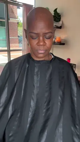 Alopecia—or any hair loss—doesn’t define you. I focus on what you do have and build a foundation for you.  We design a custom, breathable mesh base mapped to your scalp, then apply extensions to that base for secure, natural‑looking coverage.  This is an all‑inclusive experience: private suite, customization, precision cutting, and installation—an everyday wearable investment.  Recommended installs every 4–6 weeks; with great care, many clients enjoy up to two months.  Five appointments left this year. Tap the link in bio, submit the new‑client form, and book your consultation.  With holidays around the corner, gift yourself security, comfort, and confidence. JuneyBeesTotalCare.com