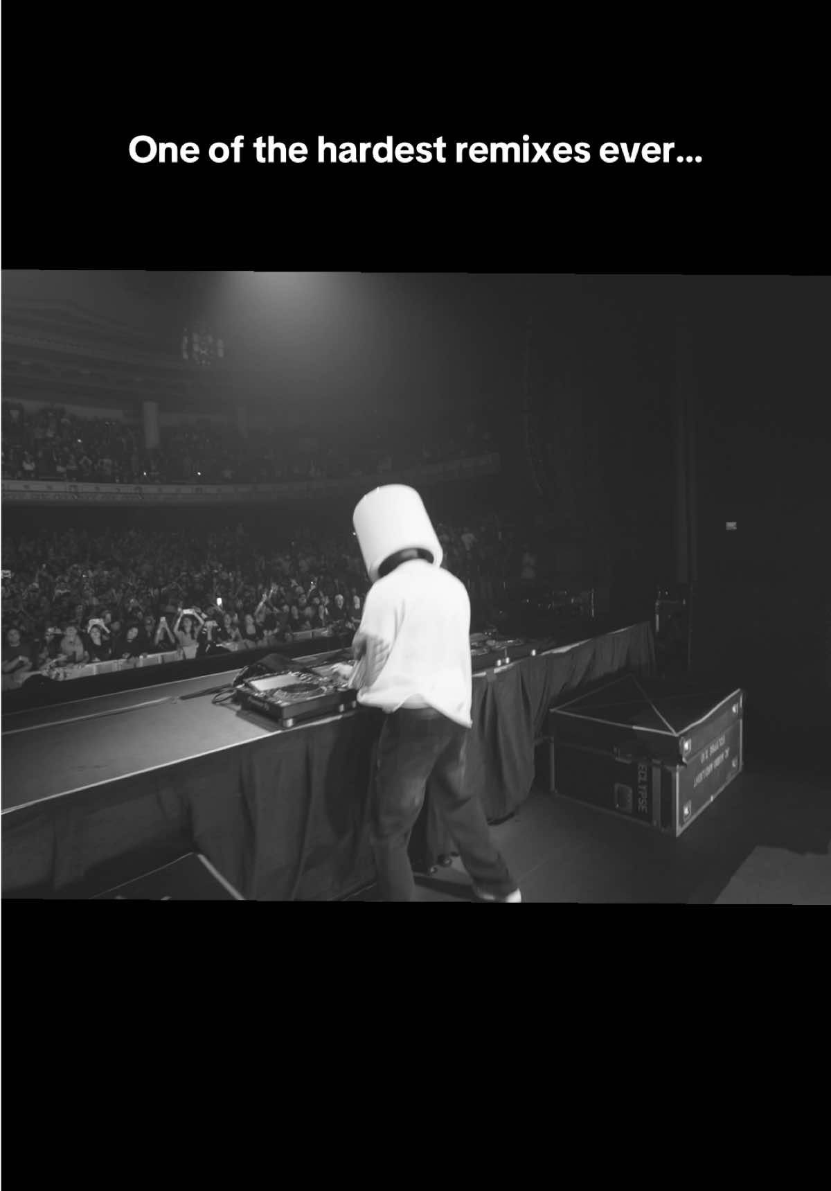 Why is this so hard😭 #marshmello #fyp #DJ #livemusic #dance 