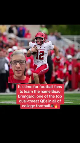 It is time for college football fans to learn about Beau Brungard after his 528 all-purpose yards today in a huge victory!🐧🔥 (via: @ESPN) #CollegeFootball #youngstownstate #ysufootball #fcsfootball 