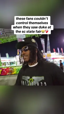 these fans couldn’t control themselves when they saw duke at the sc state fair😭❤️‍🩹#dukedennis #fyp #viral 