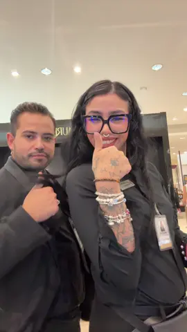 Laiky #laiky #trendingsong #trabajoduro #señoratiktokera #vamosasertwins @Nestor Martinez 