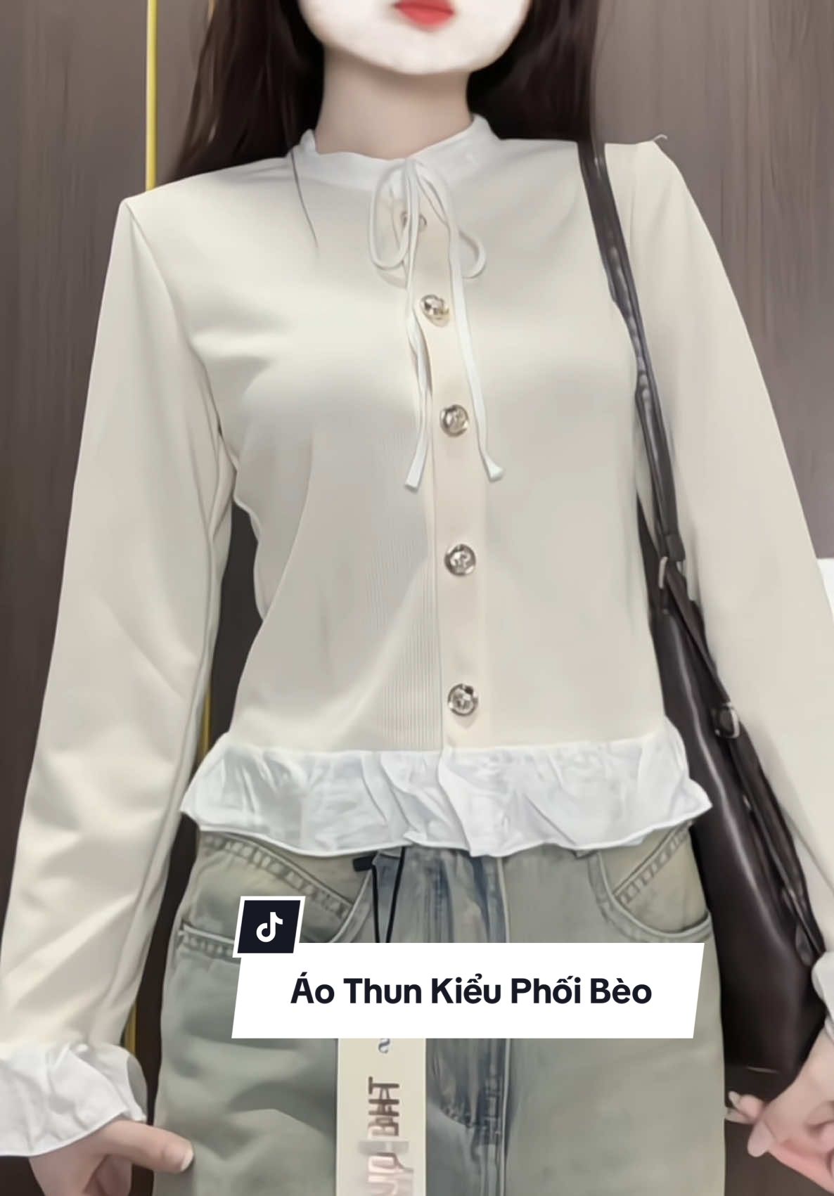 Áo thun kiểu tay dài phối bèo. Đi chơi đi làm đều xinh 🌹#xuhuong #nganthanthien #vairal #aothun #aokieu 