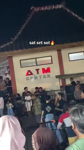 No urut 03 pendatang baru #satsetsot pasongsongan🔥 bonus bisa liat @Wardaa Kdi aslinya cantik☺️✨ #musikdaulmadura #tongtong #sumenepmadura #fyppppppppppppppppppppppp 