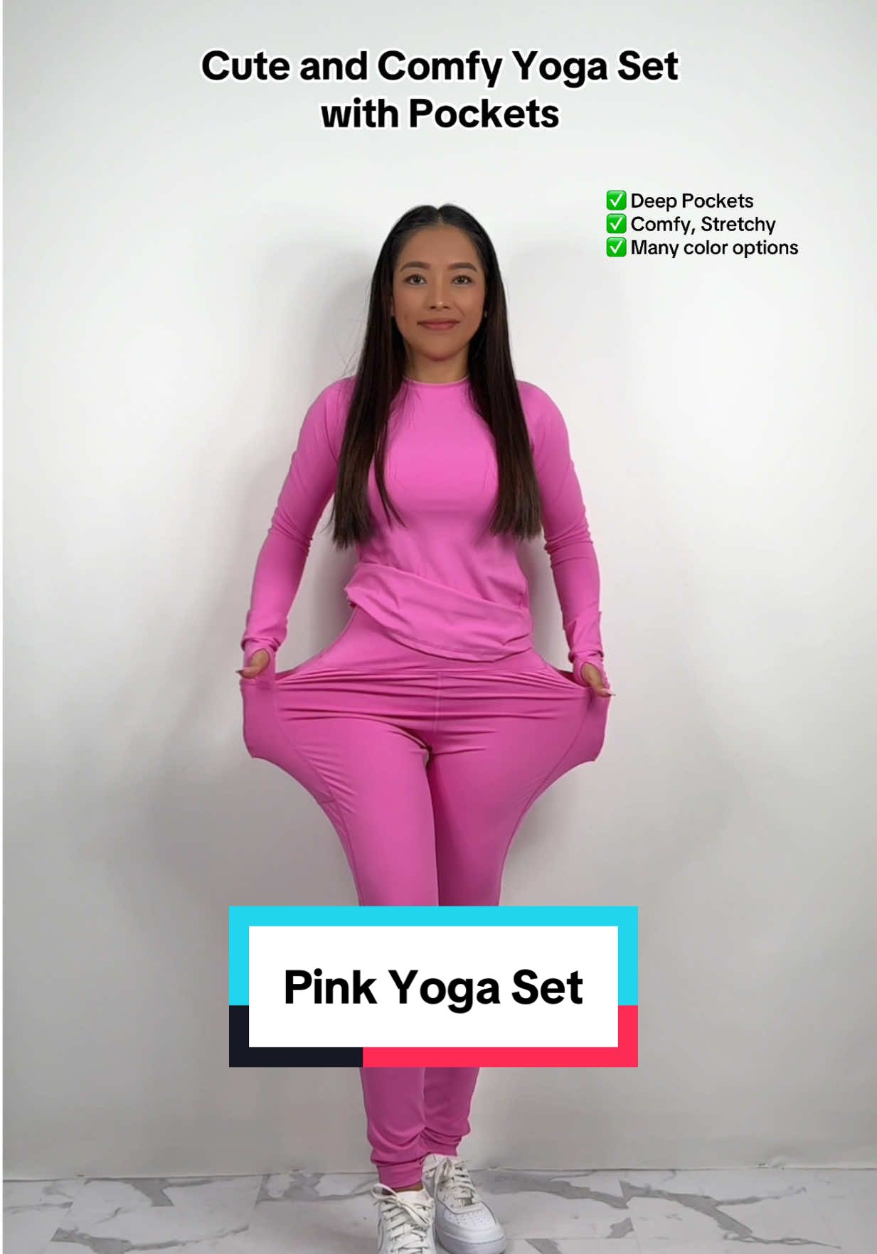 Cute and comfy yoga set with pockets!❤️ Many color options!  #yogaset #wintergymoutfit #gymset #workoutset #pinkyogaset 