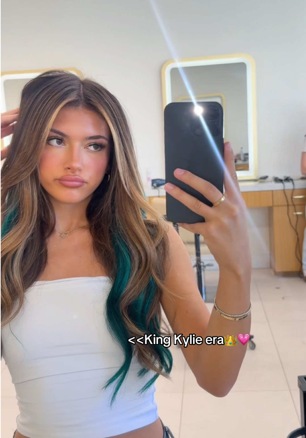 @Coco Quinn 👑 Book now at Habitsalon.com @Hairby_savannahh @hairbyblythe @mia @Lily<3 @Sage💖 @sadiekayhair @hair_makeupbymoni Get your clipin now at habitshop.com @Habit.Shop Get all our formulas at Habiteducation.com