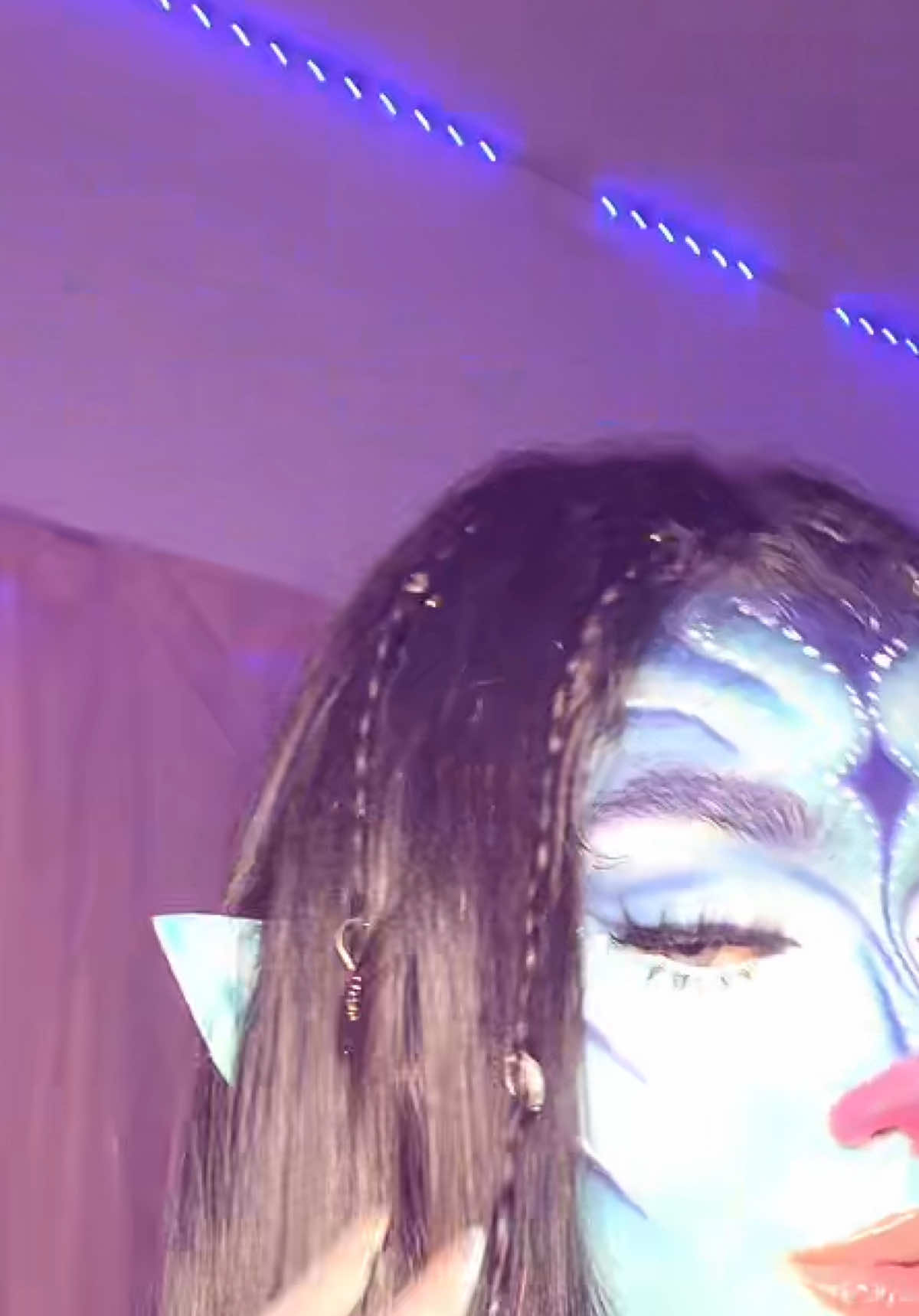 Hello!✨ #avatar #makeupavatar #halloweenmakeup #makeupartist #fyp 