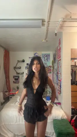 peep colette #iiipoints #rave #umiami #miami #getsendy 