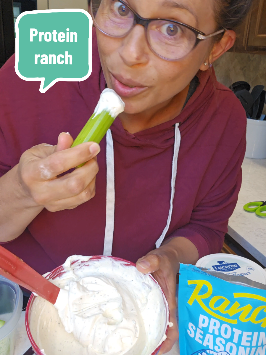 This protein ranch seasoning is next level and the best part is it doesn't even taste like protein! @Build the Body #highprotein #proteinsnack #proteinhack #tiktokshopblackfriday #tiktokshopcreatorpicks 