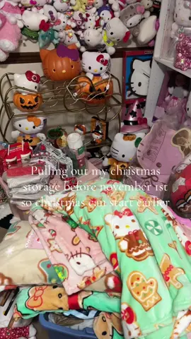 SOME of my hello kitty christmas. When i tell you i am SO excited to set up my decor and tree omg @hellokitty @Official Sanrio #hellokittycollector #christmashellokitty #hellokittygingerbread #hellokittychristmas #hellokittyblankets 