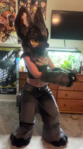 my friend eating up this dance in Ren #furry #fursuit #kemonofursuit #kemonofursuiter #fyp 