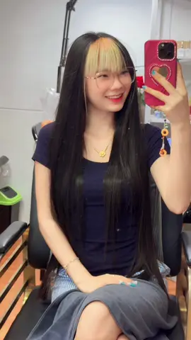ဆံပင်ပုံသွားချိန်း...💛@🦋 Nan Tha Zin 🦋 @Nan Tha Zin #ရောက်ချင်တဲ့နေရာရောက်👌