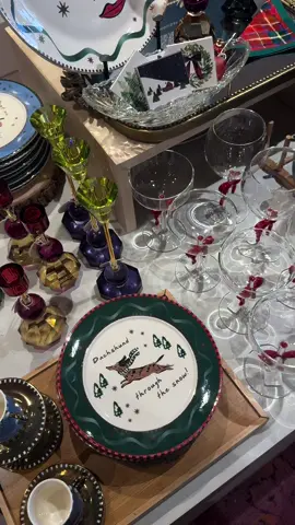Christmas has arrived @Anthropologie  ❤️🎄 #christmas #holidayshopping #holidaydecor #anthropology #foryoupage 